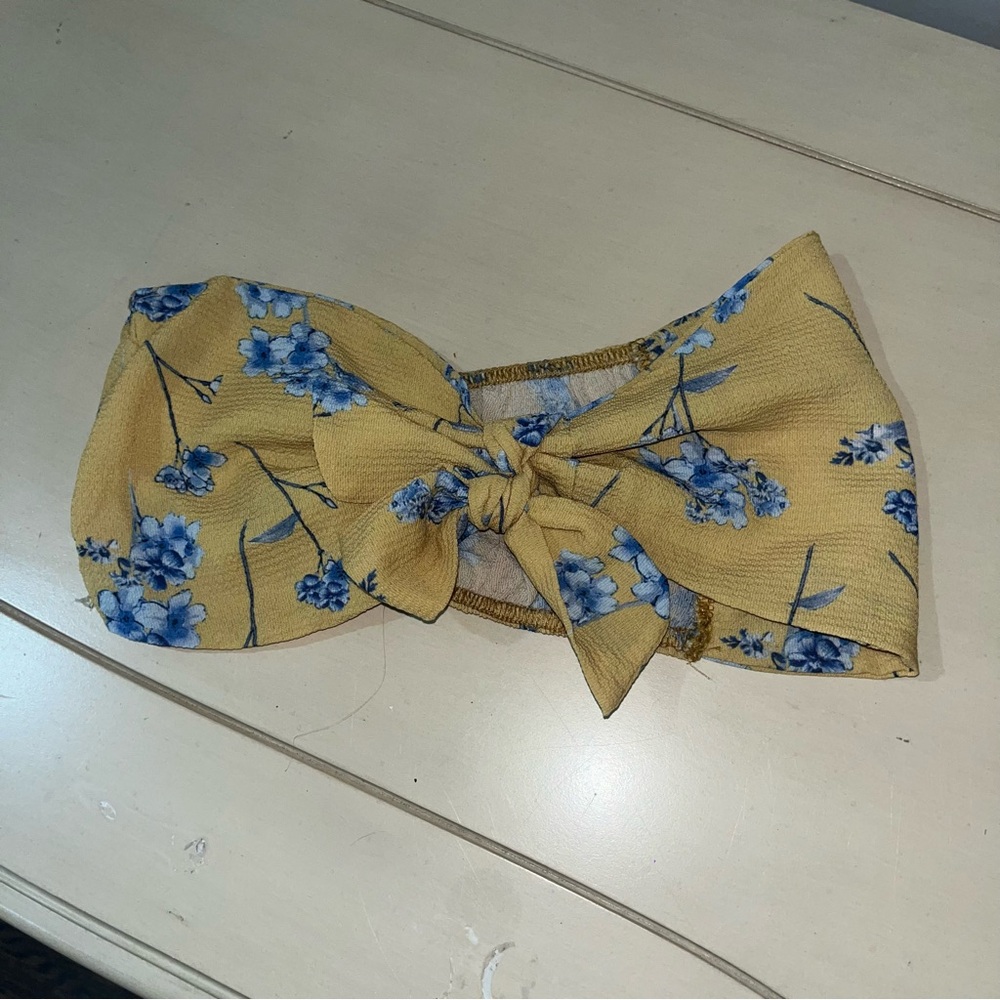PrettyLittleThing Yellow and Blue Floral Headband